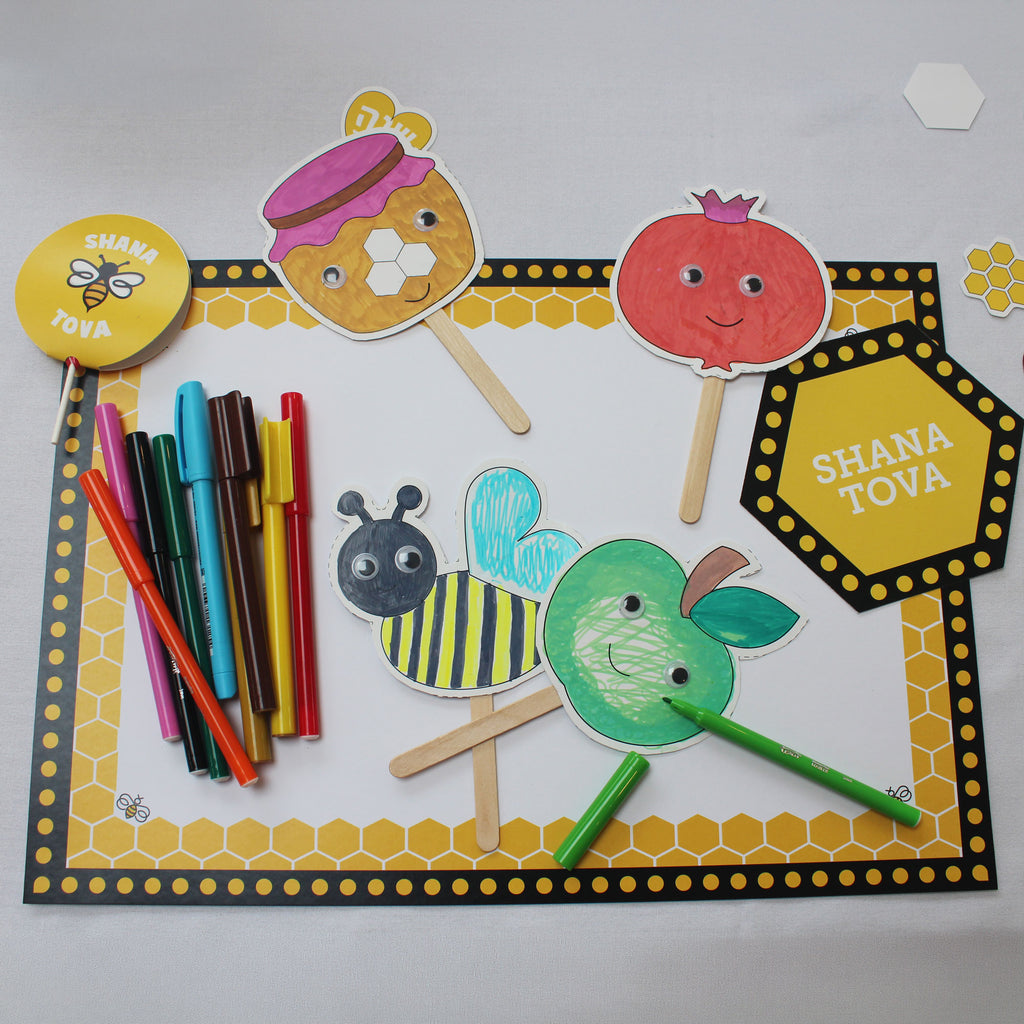 Kids build a bee activity pack 