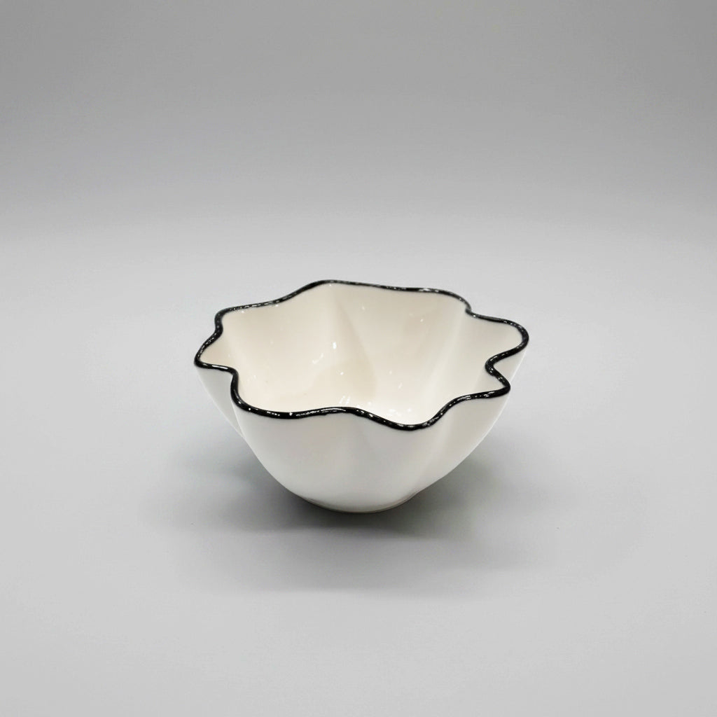 Scalloped Ceramic Bowl Small