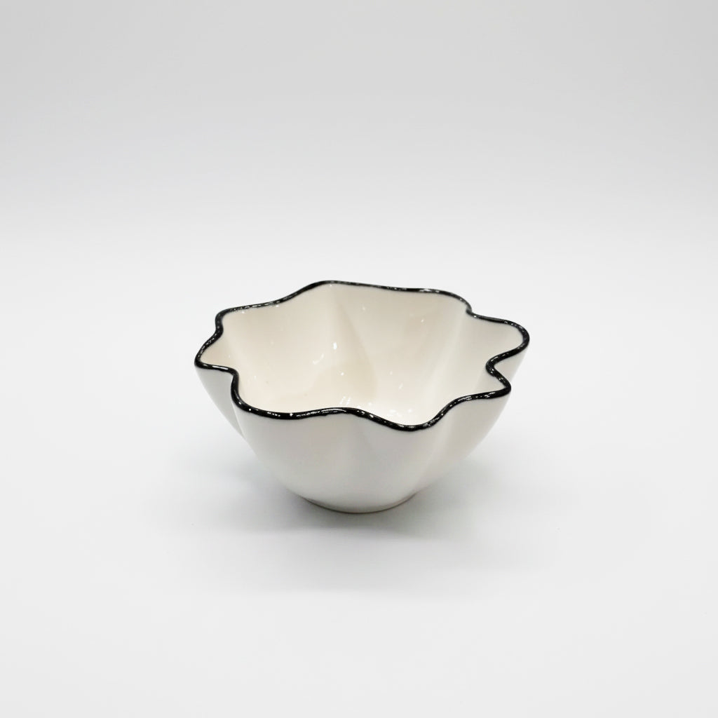 Scalloped Ceramic Bowl Small