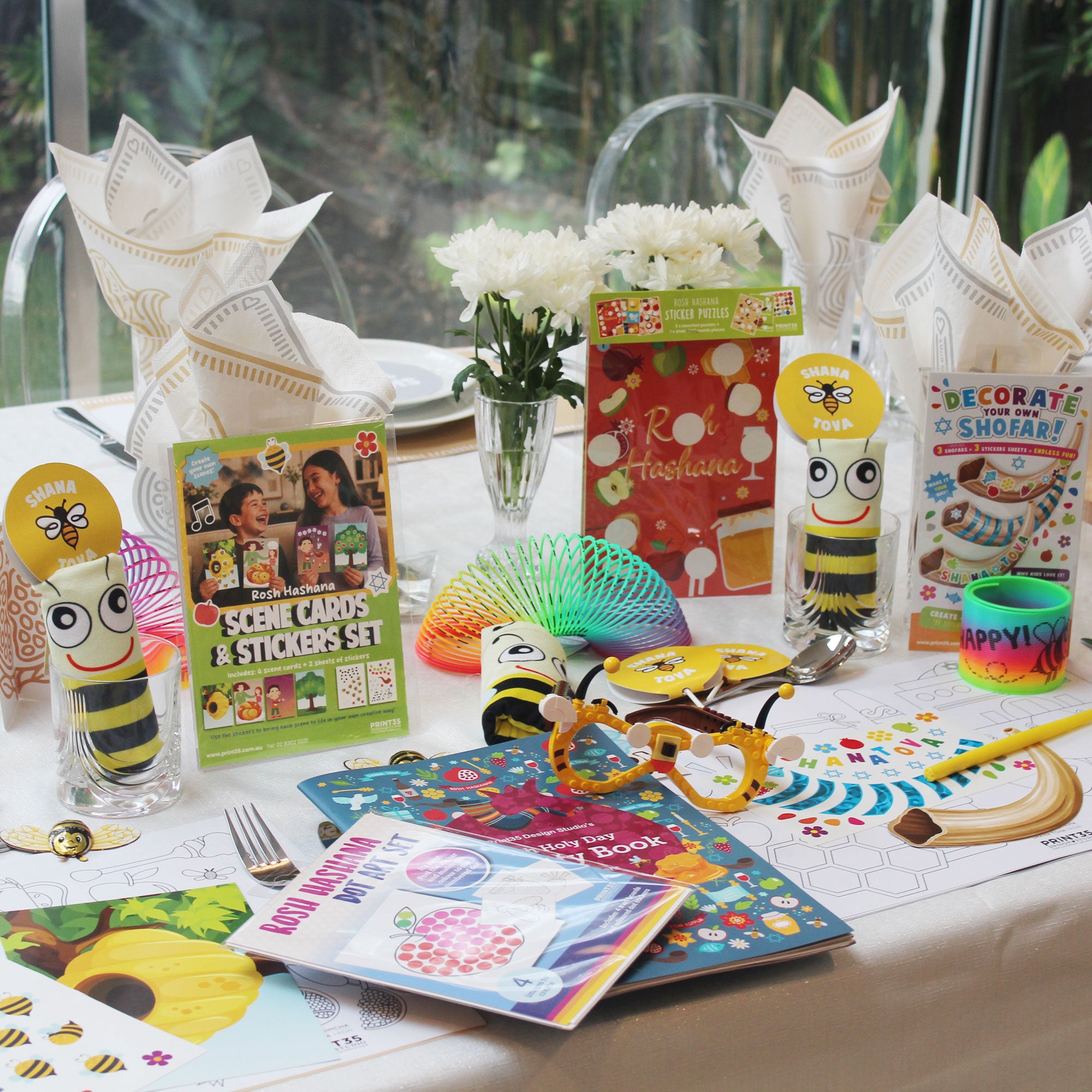 Decorate your own shofar - Kids Activity